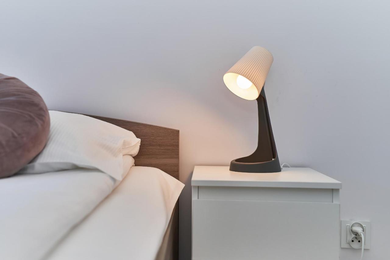 Apartment Exclusive Teczowa With Underground Parking By Renters Wroclaw
