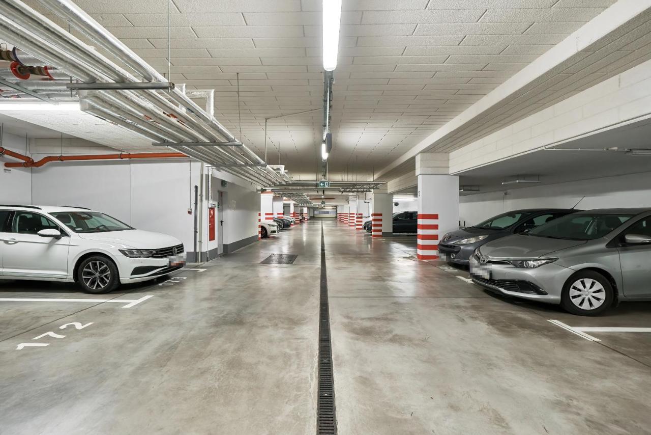 Exclusive Teczowa With Underground Parking By Renters * Wroclaw
