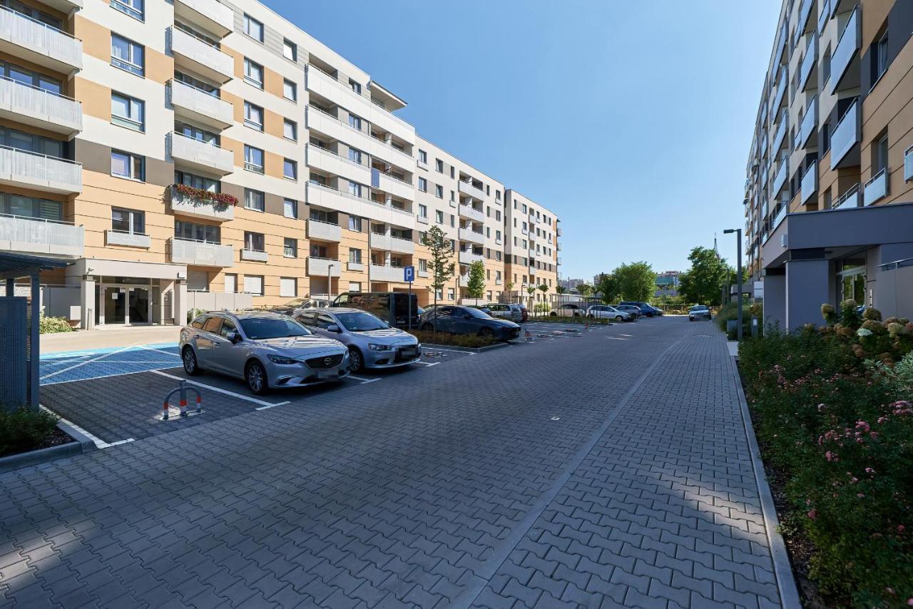 Exclusive Teczowa With Underground Parking By Renters * Wroclaw