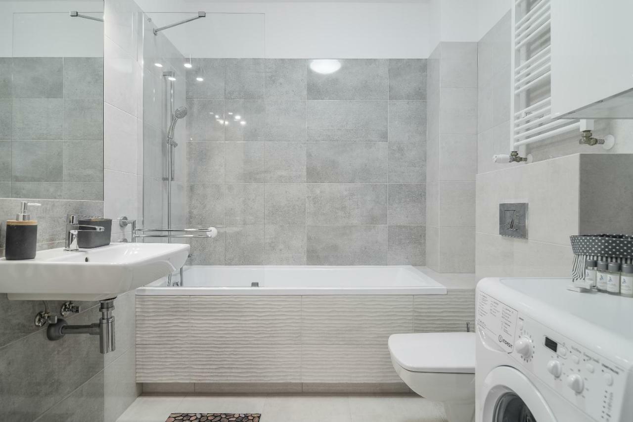 Apartamento Exclusive Teczowa With Underground Parking By Renters